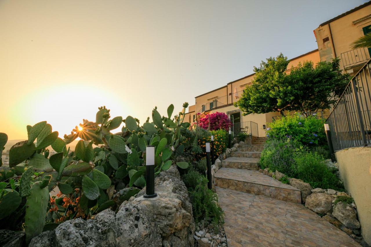 Trigona Garden Suite Noto Extérieur photo