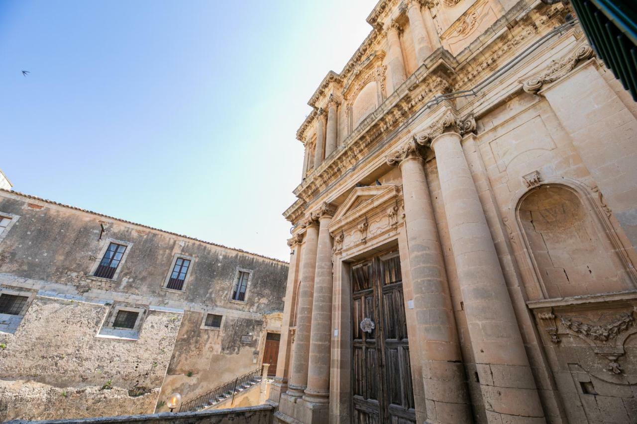 Trigona Garden Suite Noto Extérieur photo